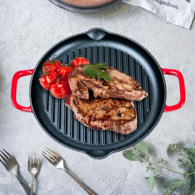 OEM 두 핸들은 스토브 탑을 위해 철 후라이팬 30/35 CM을 던졌습니다