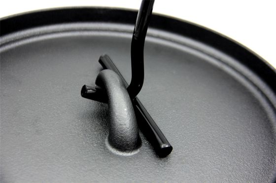 6kg 가량의 전철 캠프 파이어 Dutch Oven With Lid - 5.5 Quart Round Cast Iron Pot for Outdoor Cooking, Stovetop, and Oven 사용