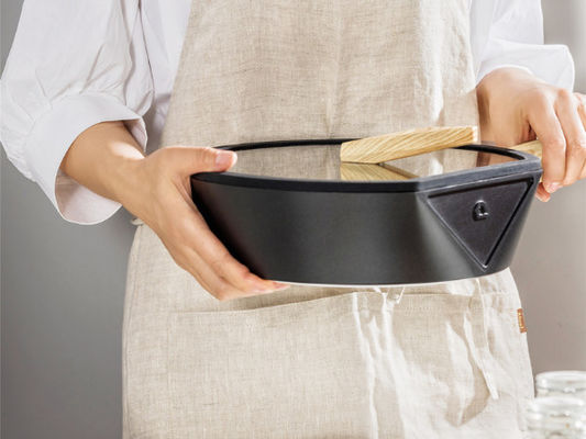실리콘 핸들로 안전한 10.25Inch 알루미늄 후라이팬 오븐